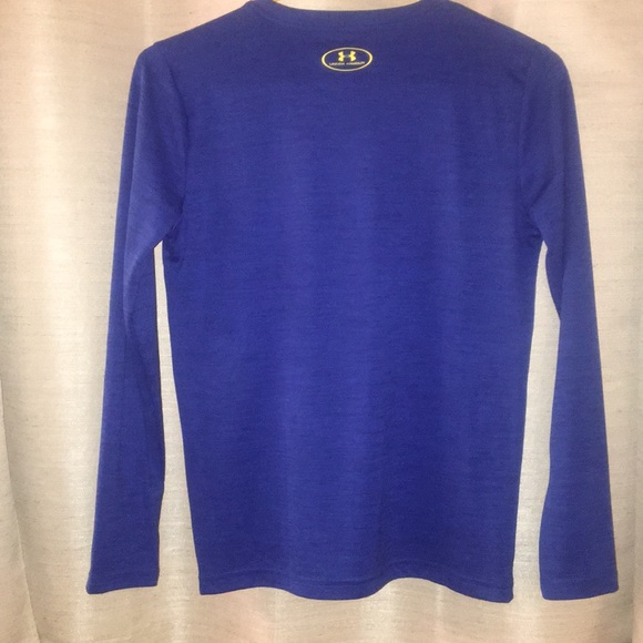 Under Armour Long-Sleeved HeatGear Shirt - Picture 2 of 3